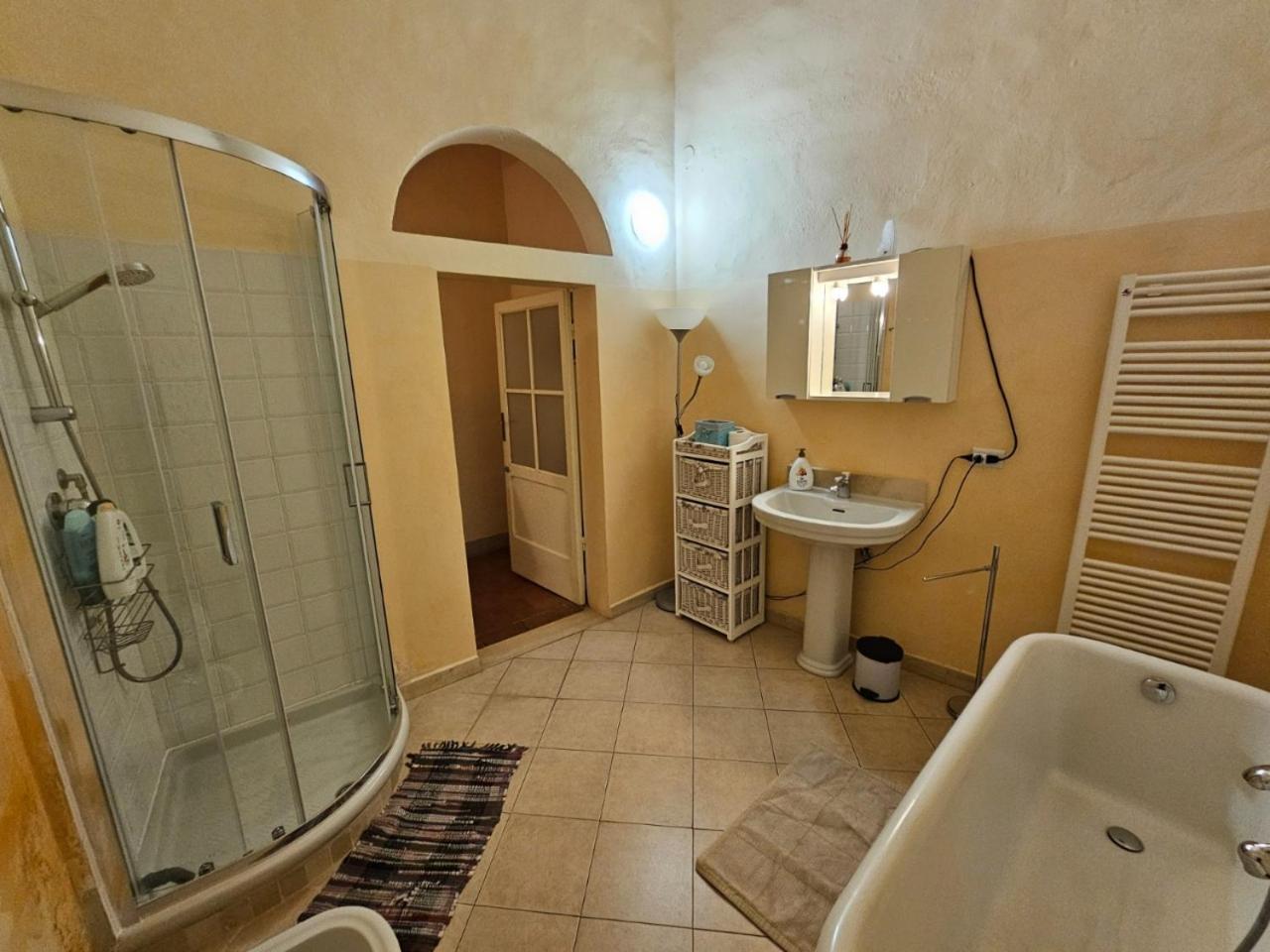 Stilmoderno Nice Apartment In Siena'S Historic Center, Just Steps From Piazza Del Campo ภายนอก รูปภาพ